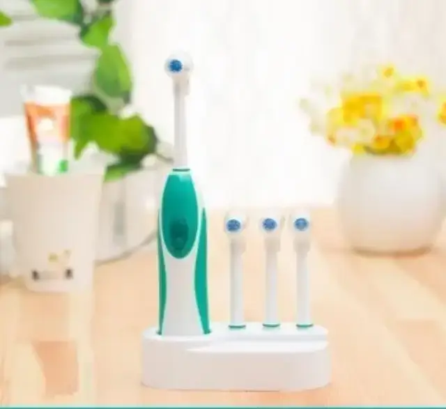 Cepillo De Dientes Electrico 360 Grados con Base y Repuestos - imagen 2