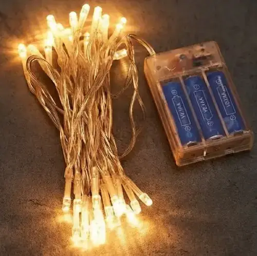 LUCES DE NAVIDAD DORADAS A PILAS - imagen 2