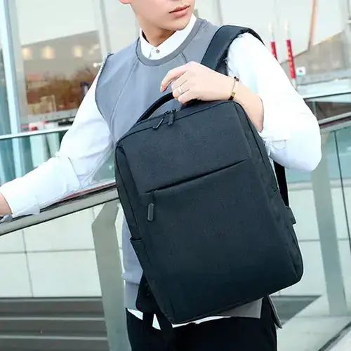 MOCHILA IMPERMEABLE PARA NOTEBOOK CON COMPARTIMENTO PARA USB 45x30x14cm - imagen 5