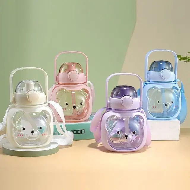 Termo Infantil de Osito con Correa 900ml - imagen 3