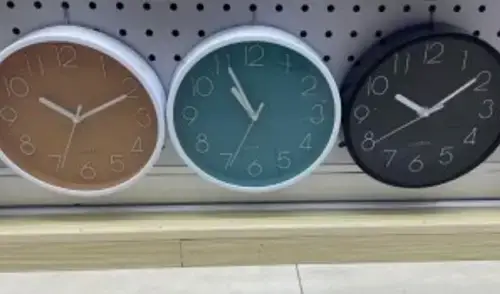 RELOJ DE PARED REDONDO QUARTZ NÚMEROS GRANDES MARCO PLATEADO - imagen 3